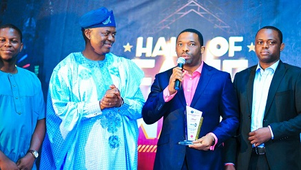 Sir. Demola Aladekomo, chairman of the Occasion, the Founder of Smart City Resort Plc presented the award to Sidmach team.